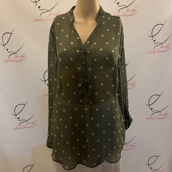A.N.A. Size Medium. Semi sheer pullover top with 1/2 button placket. B82. - Picture 1 of 6